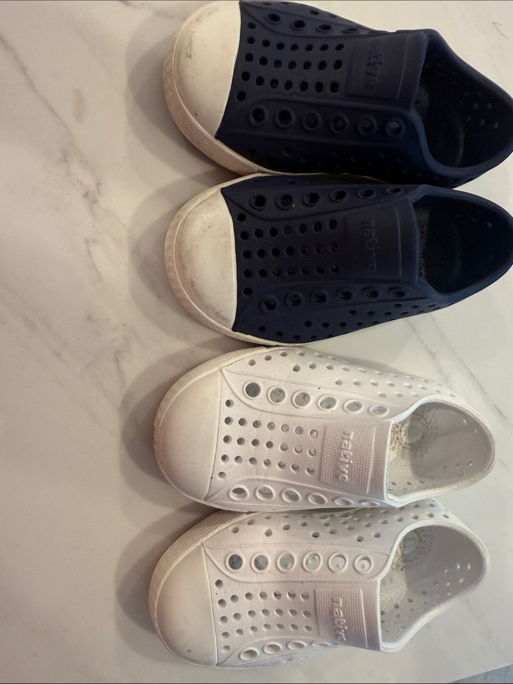 Native Shoes pack of 2